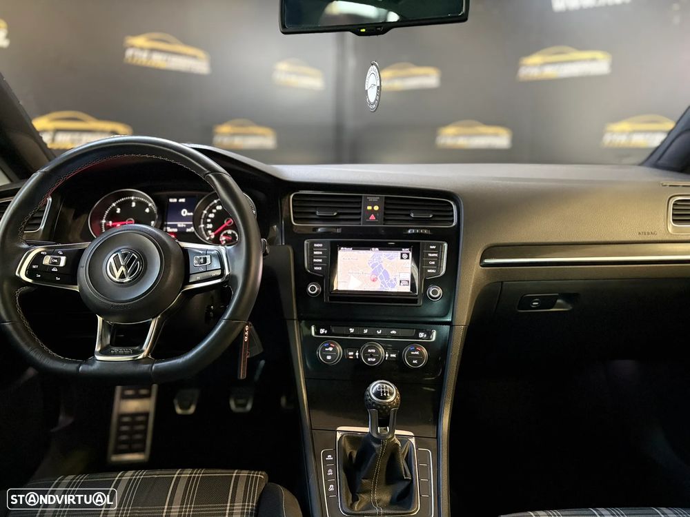 VW Golf GTD BlueMotion - 7