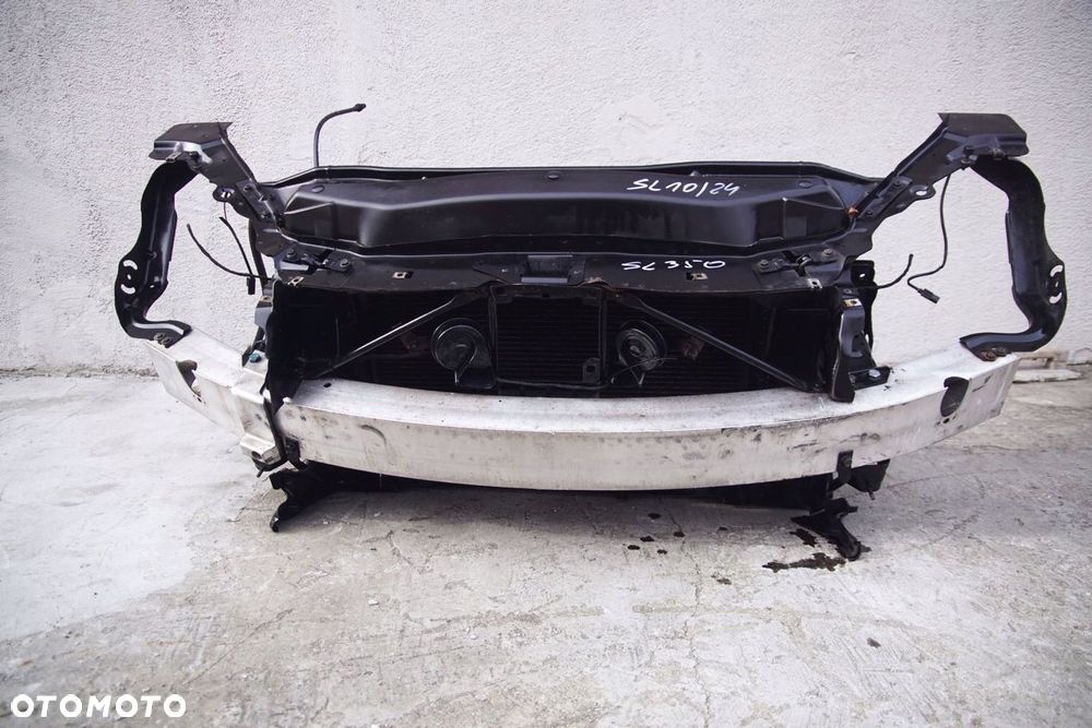 PAS PRZEDNI OKULAR WZMOCNIENIE ZDERZAKA CHŁODNICE MERCEDES SL350 SL500 R230