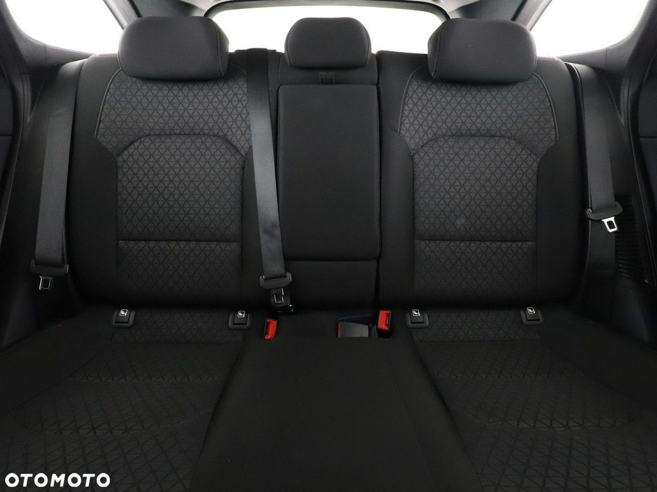 Kia Ceed 1.6 GDI PHEV L DCT - 18