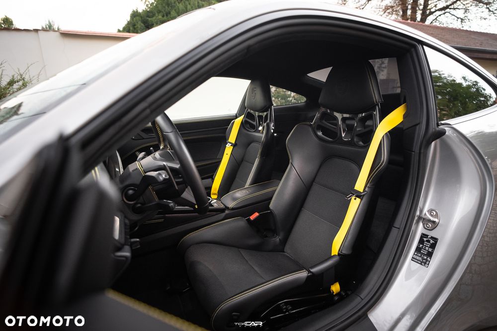 Porsche 911 GT3 Touring PDK - 6