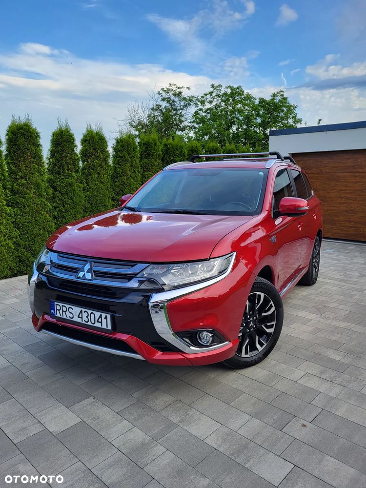 Mitsubishi Outlander 2.0 Instyle Navi CVT - 1
