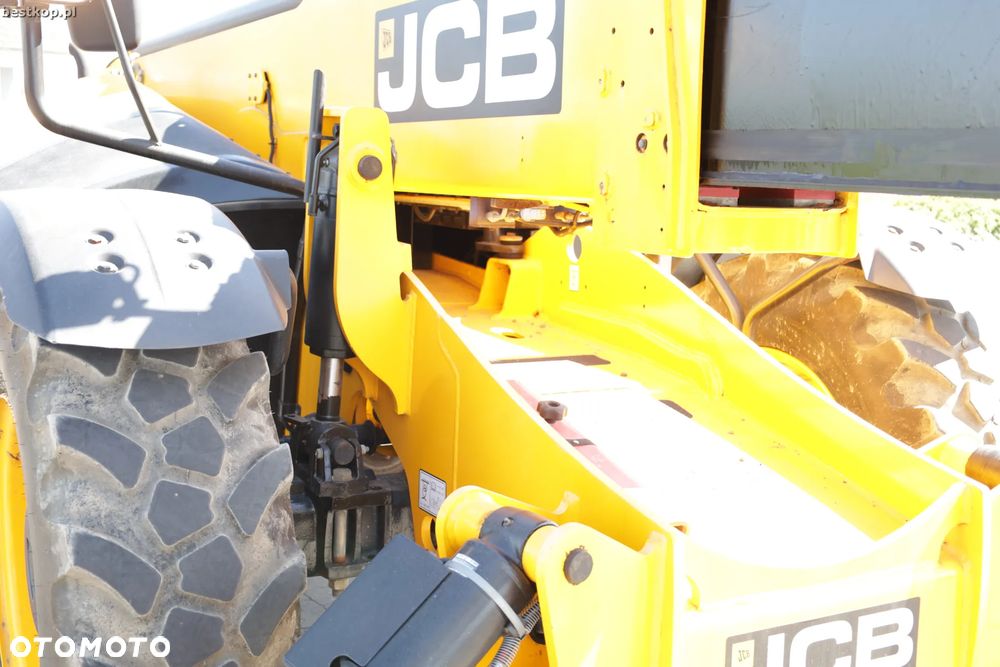 JCB 540-180 - 25