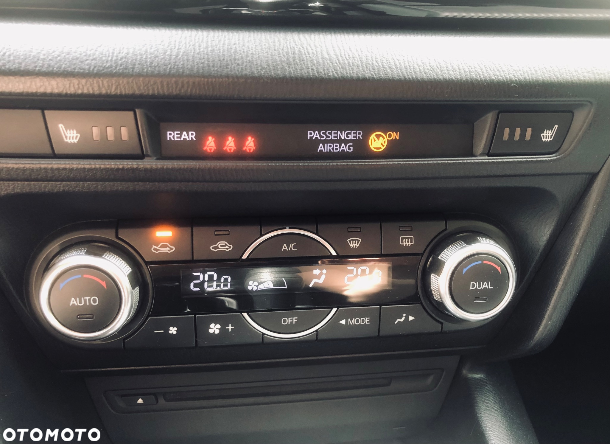 Mazda 3 SKYACTIV-D 150 Exclusive-Line - 24