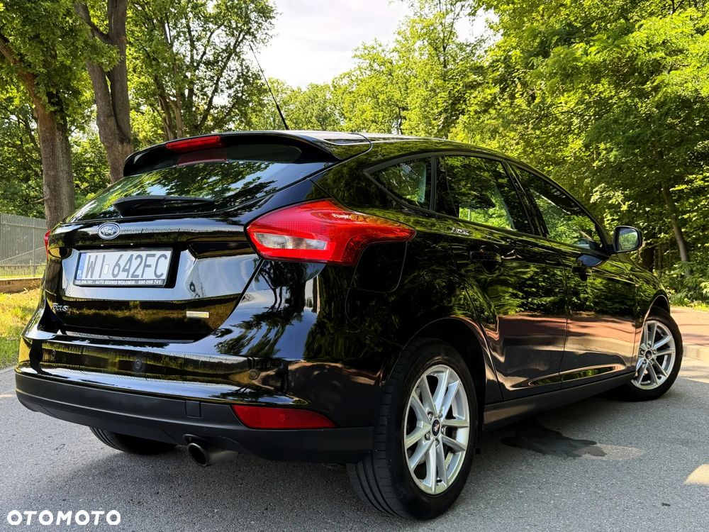 Ford Focus 1.5 EcoBoost Titanium ASS - 4