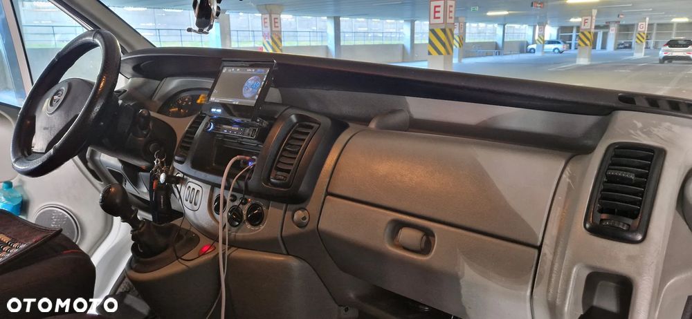 Opel VIVARO - 9
