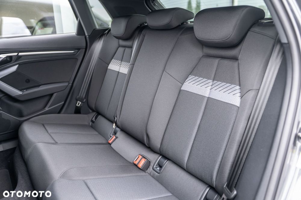 Audi A3 Sportback - 18