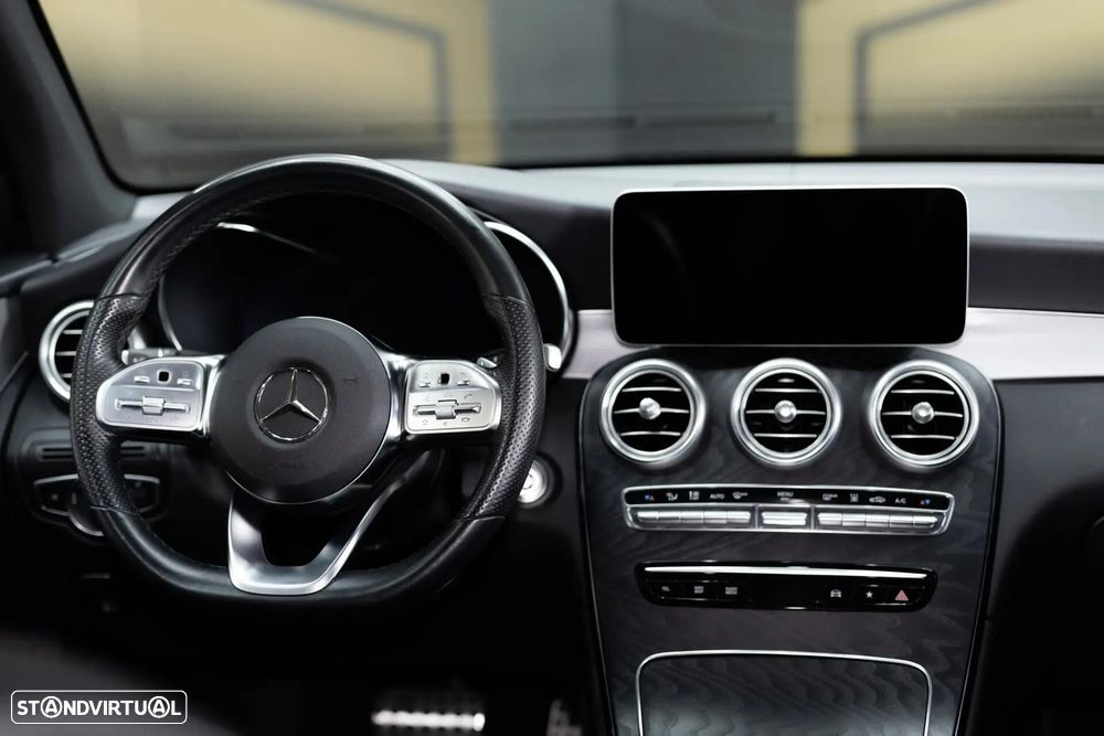Mercedes-Benz GLC 300 de 4Matic 9G-TRONIC AMG Line - 24