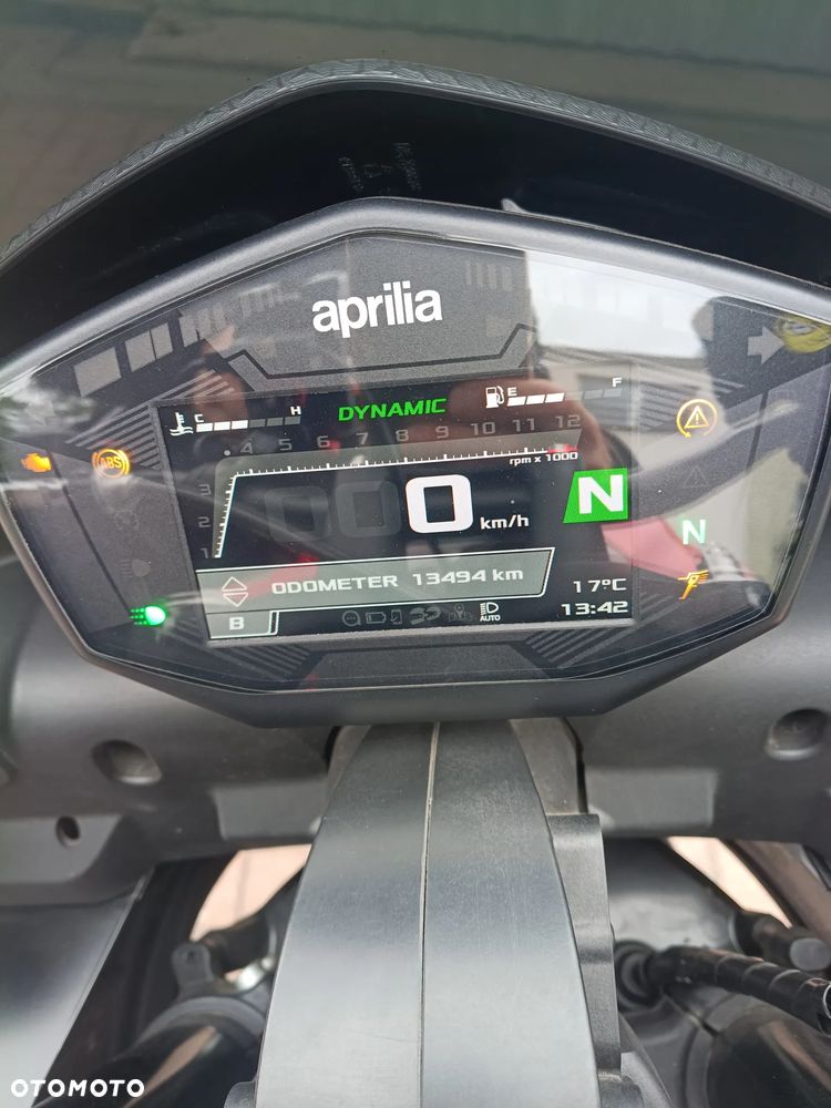Aprilia Tuono - 6