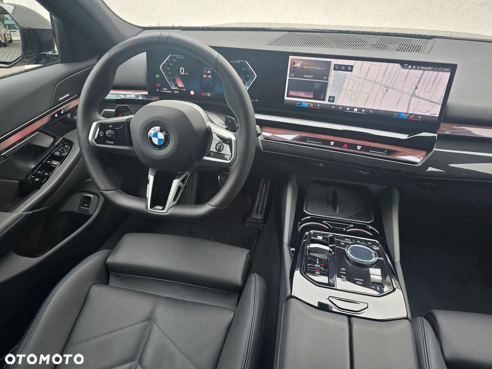 BMW Seria 5 520d xDrive mHEV M Sport - 16