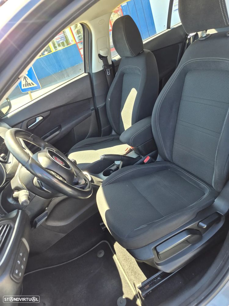 Fiat Tipo Station Wagon 1.3 M-Jet Lounge J17 - 11