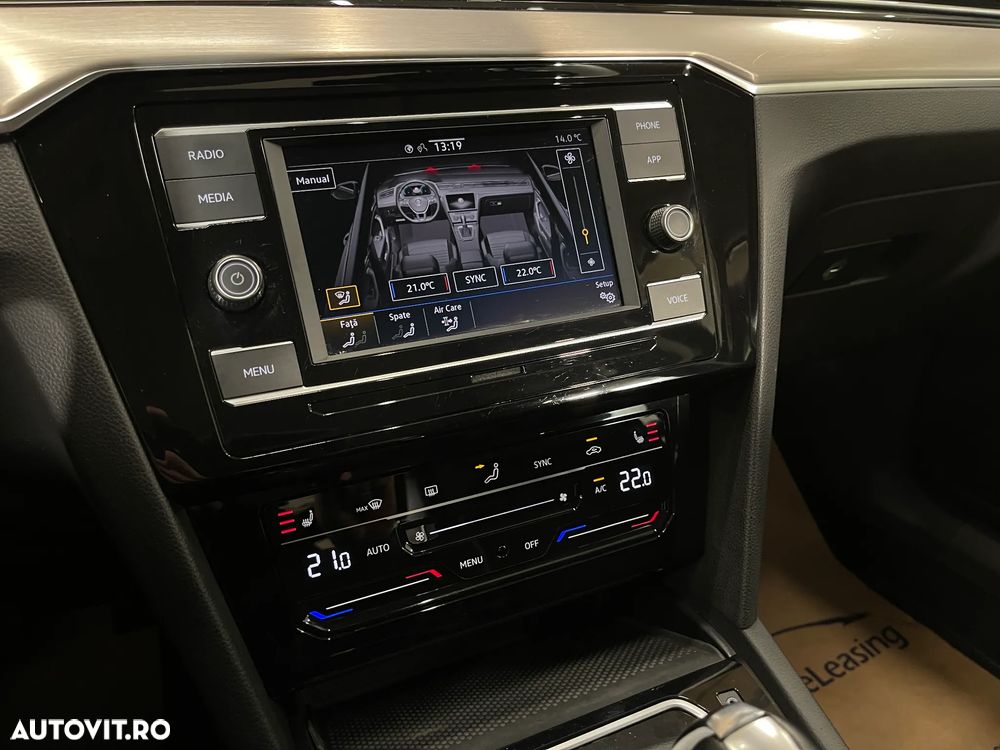 Volkswagen Passat 2.0 TDI DSG Highline - 19