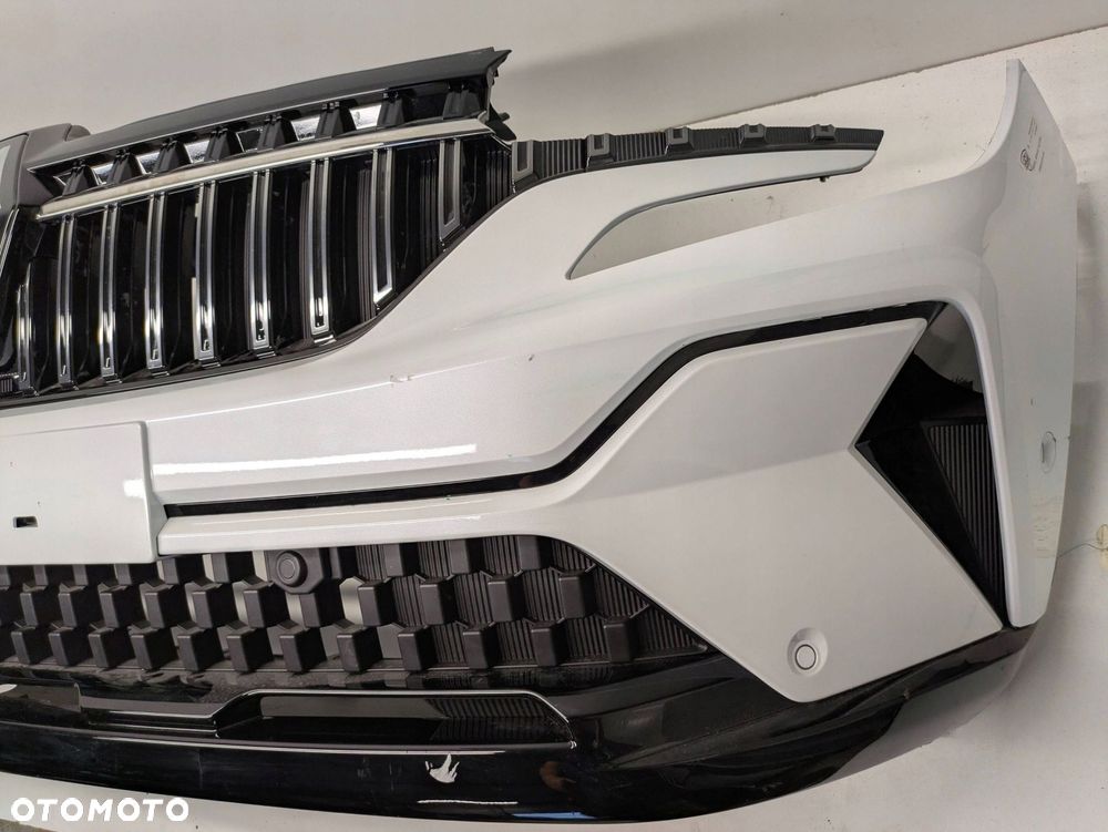 zderzak przód renault espace vi 2023- - 2