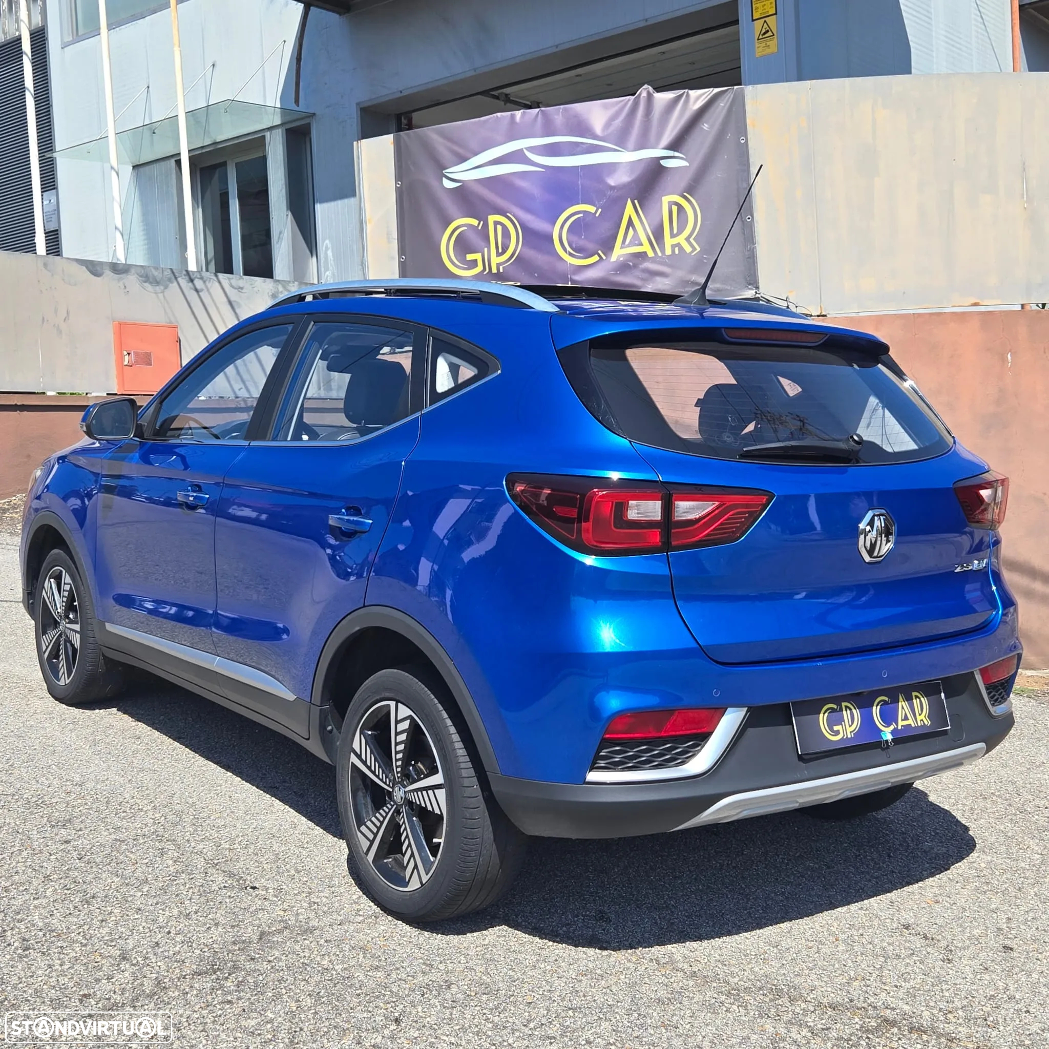 MG ZS EV 44.5 kWh Luxury - 5