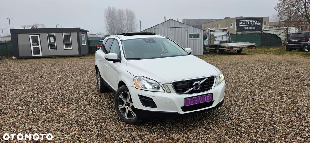 Volvo XC 60 D5 AWD Geartronic Summum - 7