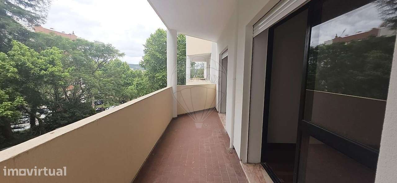 Apartamento T2 para arrendamento - Grande imagem: 4/12