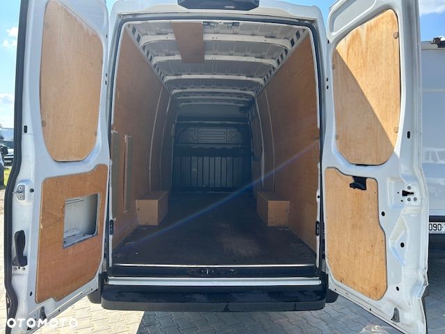 Iveco 35S16 L4H2 - 11
