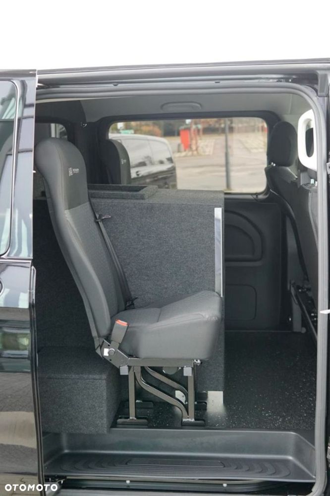 Mercedes-Benz VITO - 23