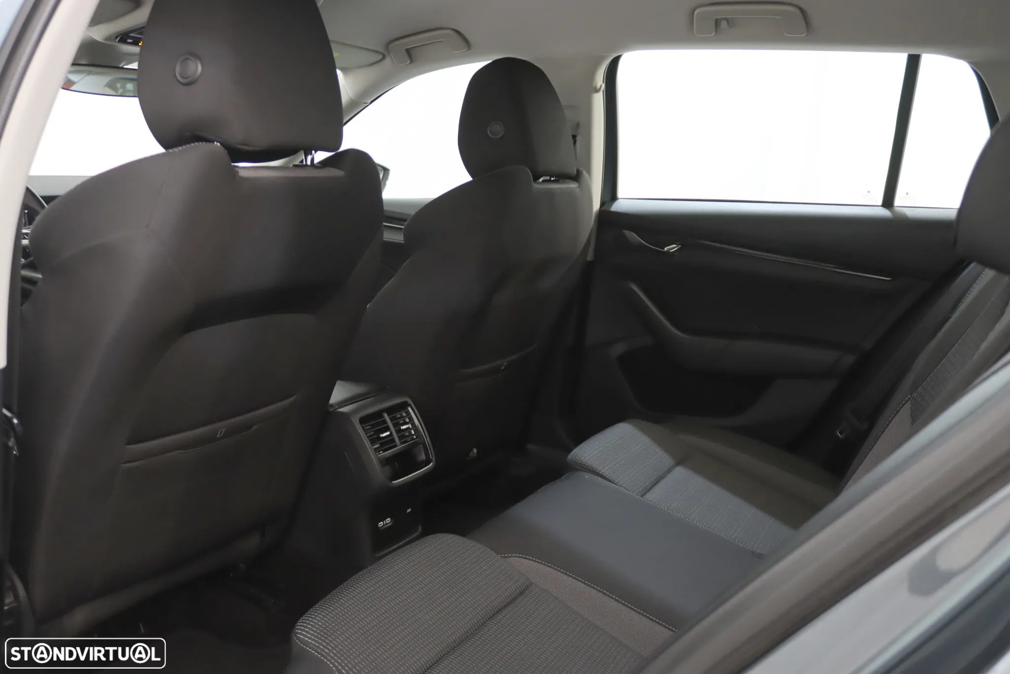 Skoda Octavia Break 2.0 TDI Ambition - 8
