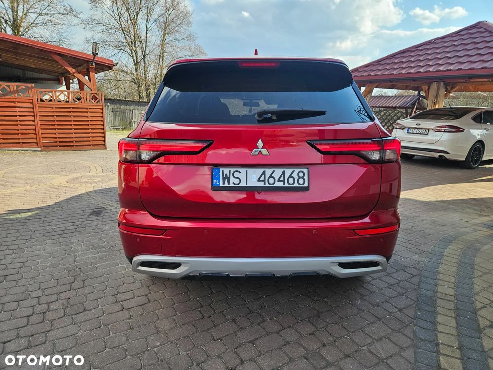 Mitsubishi Outlander - 5