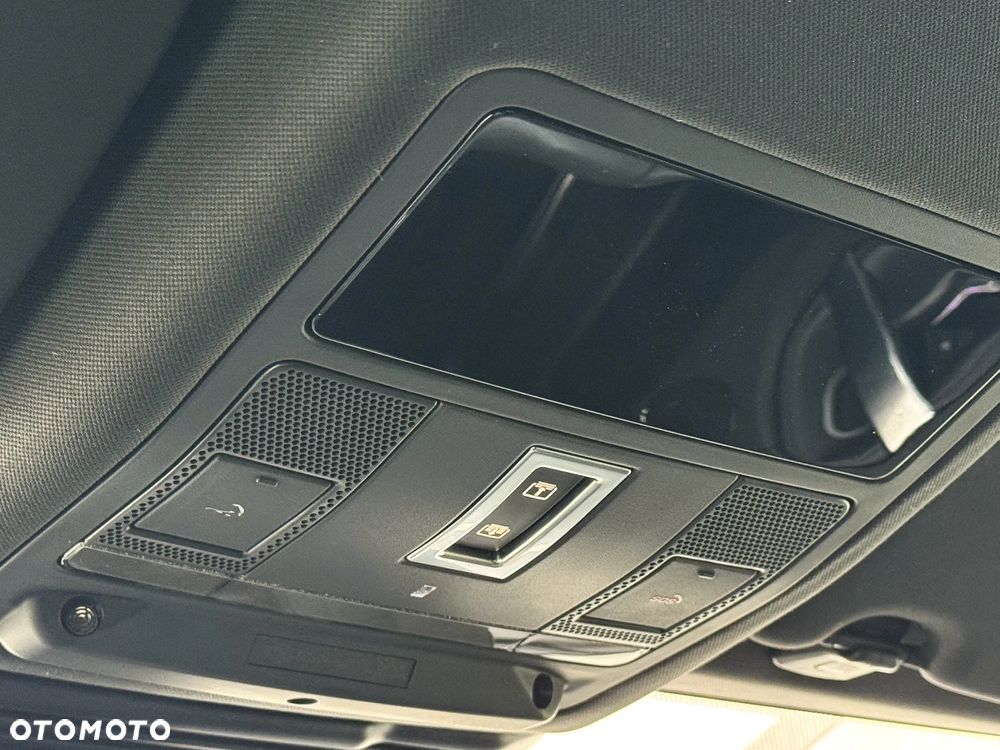 Land Rover Discovery Sport D200 Dynamic HSE - 22