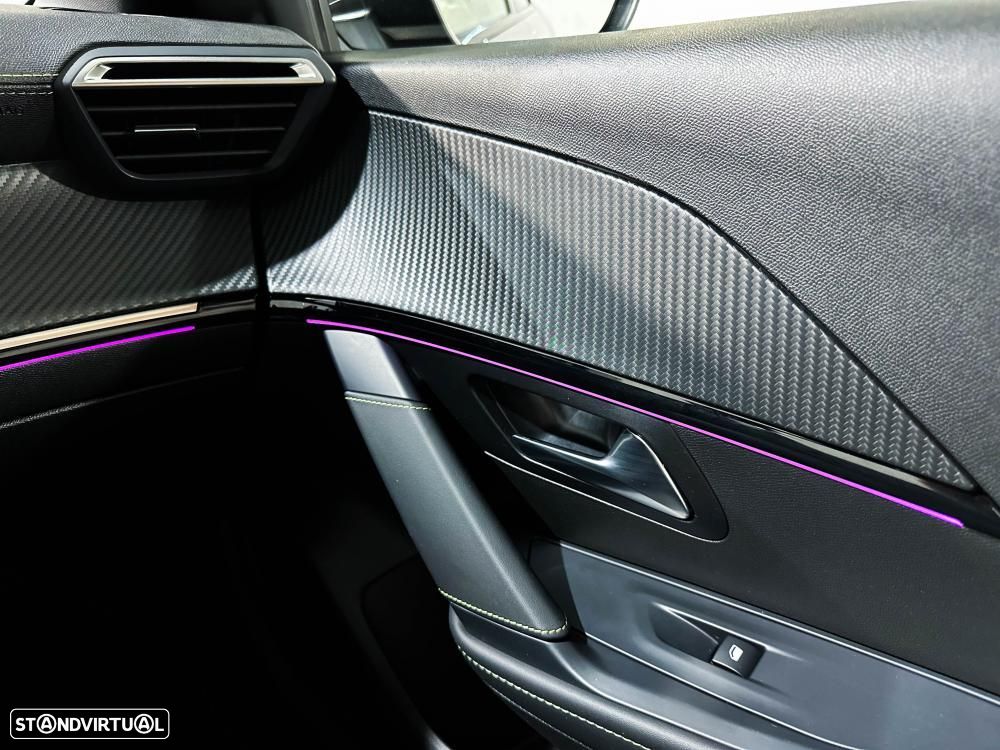 Peugeot e-208 51 kWh GT - 32