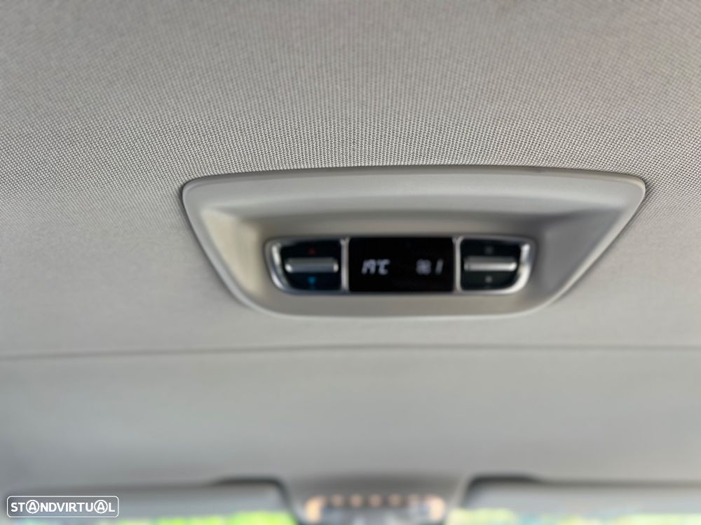 Mercedes-Benz V 220 CDI Longo Avantgarde Aut. - 10