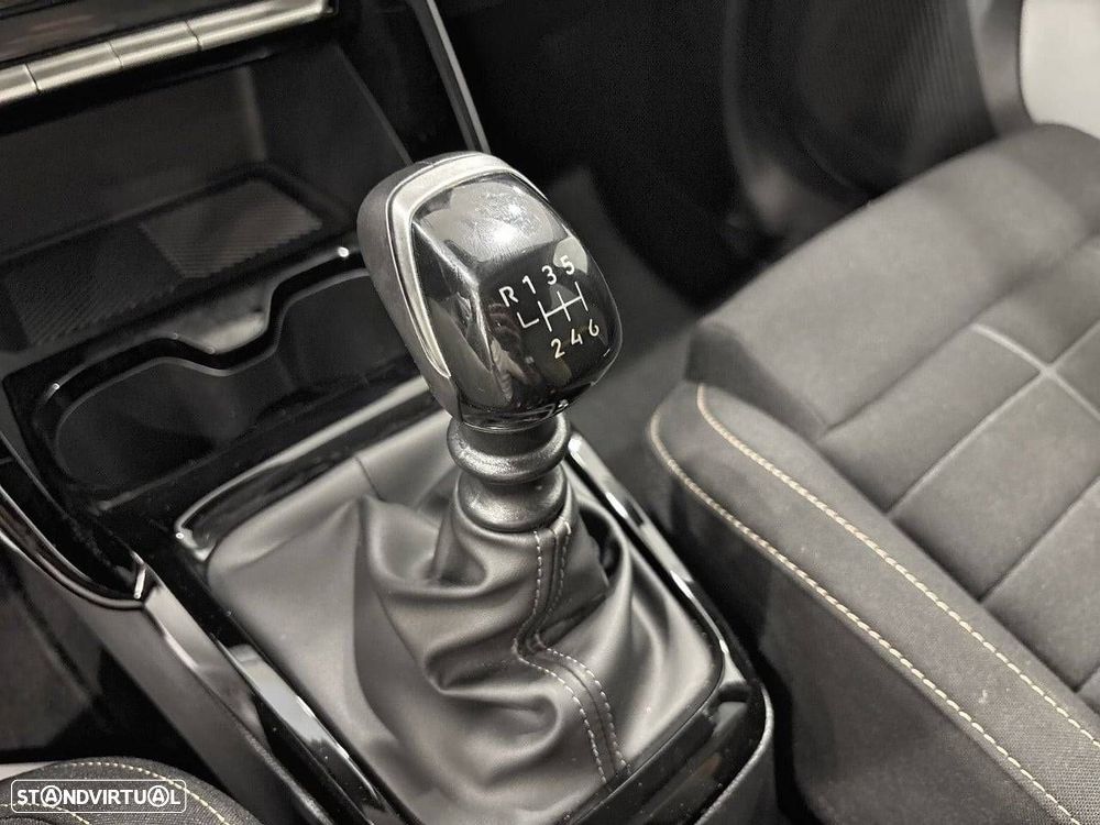 Citroën C3 Aircross 1.2 PureTech Plus - 19