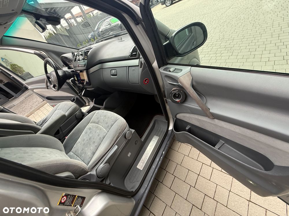 Mercedes-Benz Viano 2.2 CDI lang Automatik Fun - 26