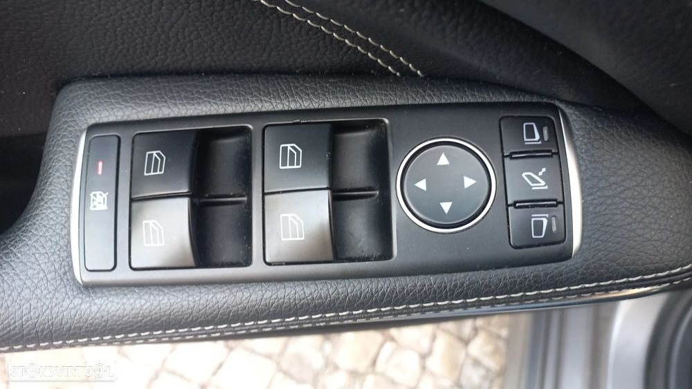 Mercedes-Benz CLA 200 d 7G-DCT Urban — fotografia 15