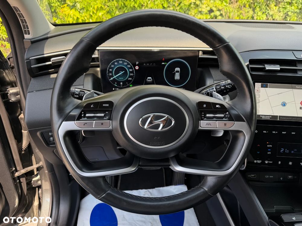 Hyundai Tucson 1.6 T-GDi HEV Executive 4WD - 23