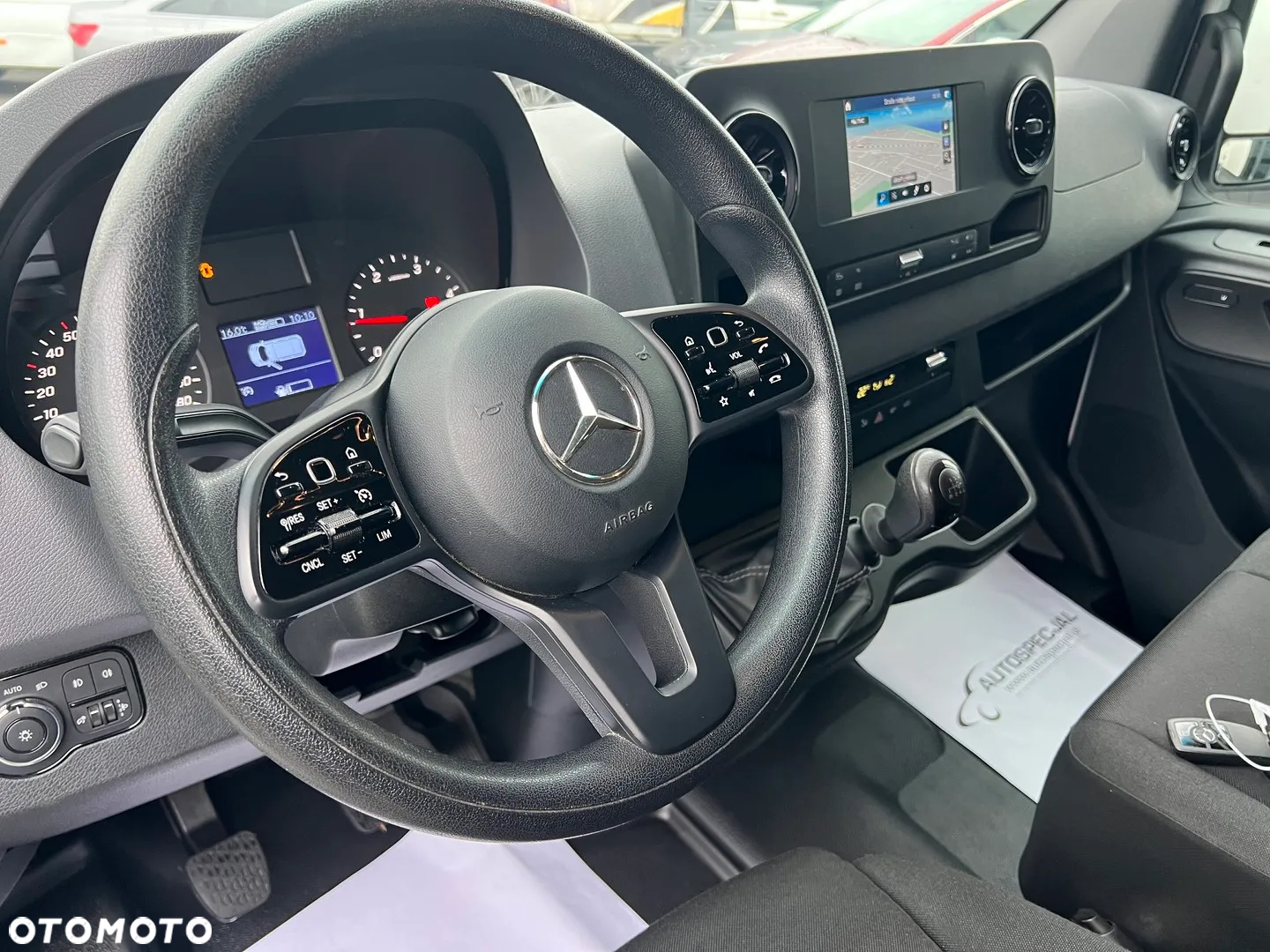 Mercedes-Benz Sprinter - 19