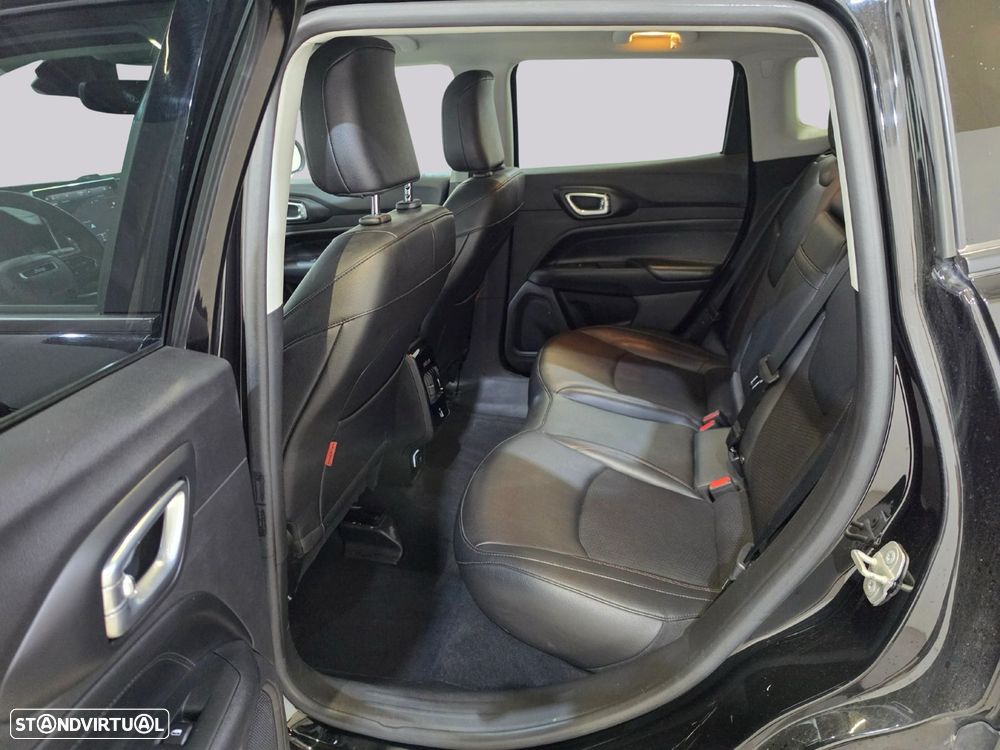 Jeep Compass - 14
