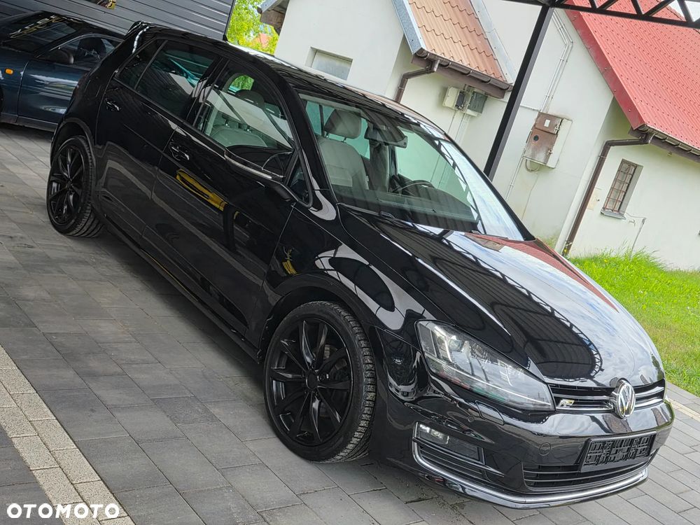 Volkswagen Golf - 8