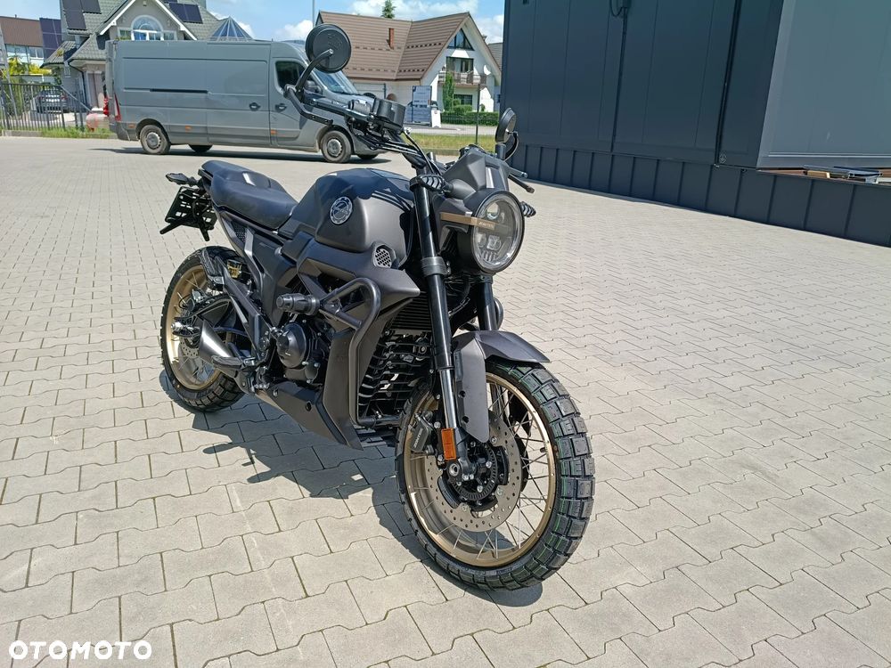 Zontes 125 G1 Spoke - 3