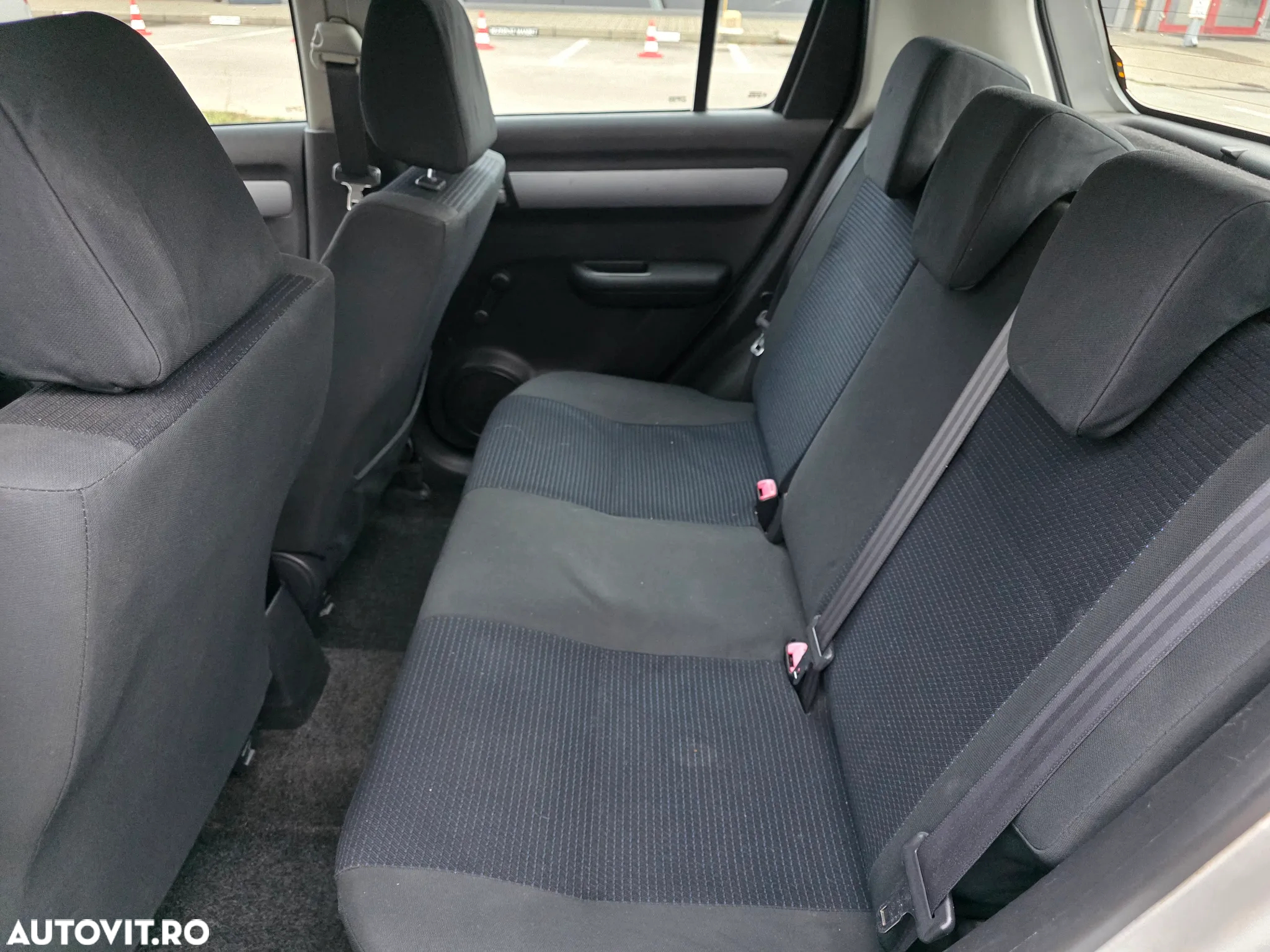 Suzuki Swift 1.3 GLX - 9