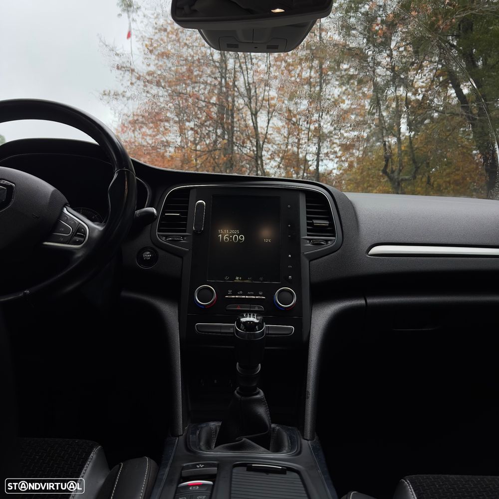 Renault Mégane ENERGY dCi 130 BOSE EDITION - 12