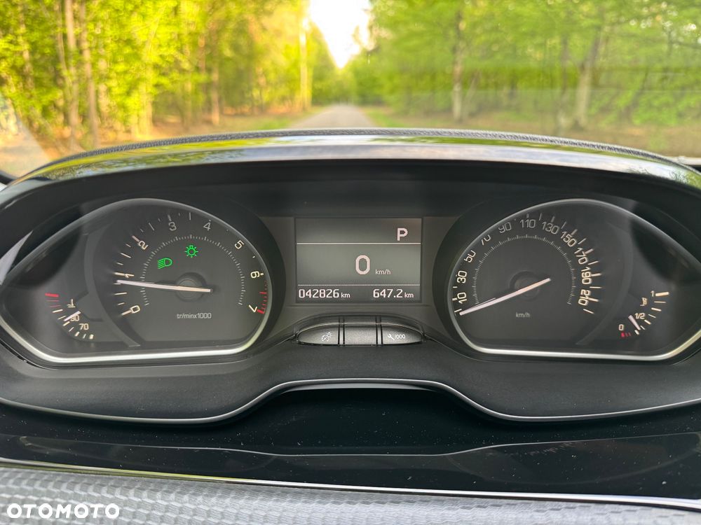 Peugeot 208 PureTech 110 Stop & Start EAT6 Tech Edition - 34