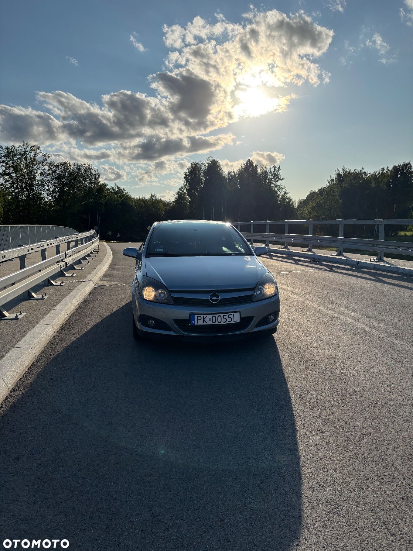 Opel Astra III GTC 1.9 CDTI Cosmo - 1