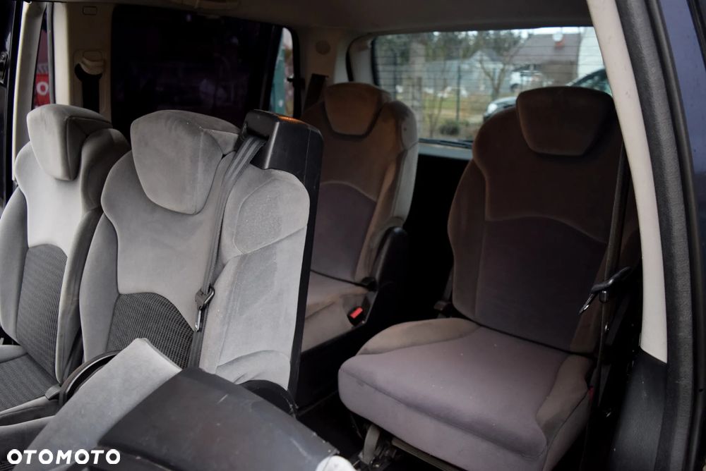 Citroën C8 2.0 HDi Style - 9