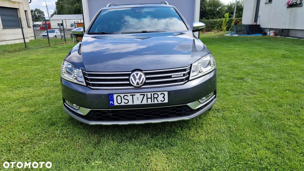Volkswagen Passat 2.0 TDI 4Motion DSG BlueMotion Tech Highline - 10