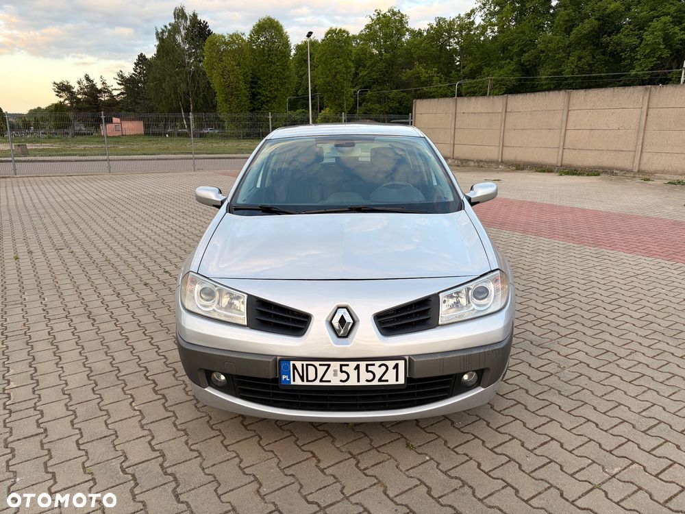 Renault Megane 1.6 16V Authentique - 3