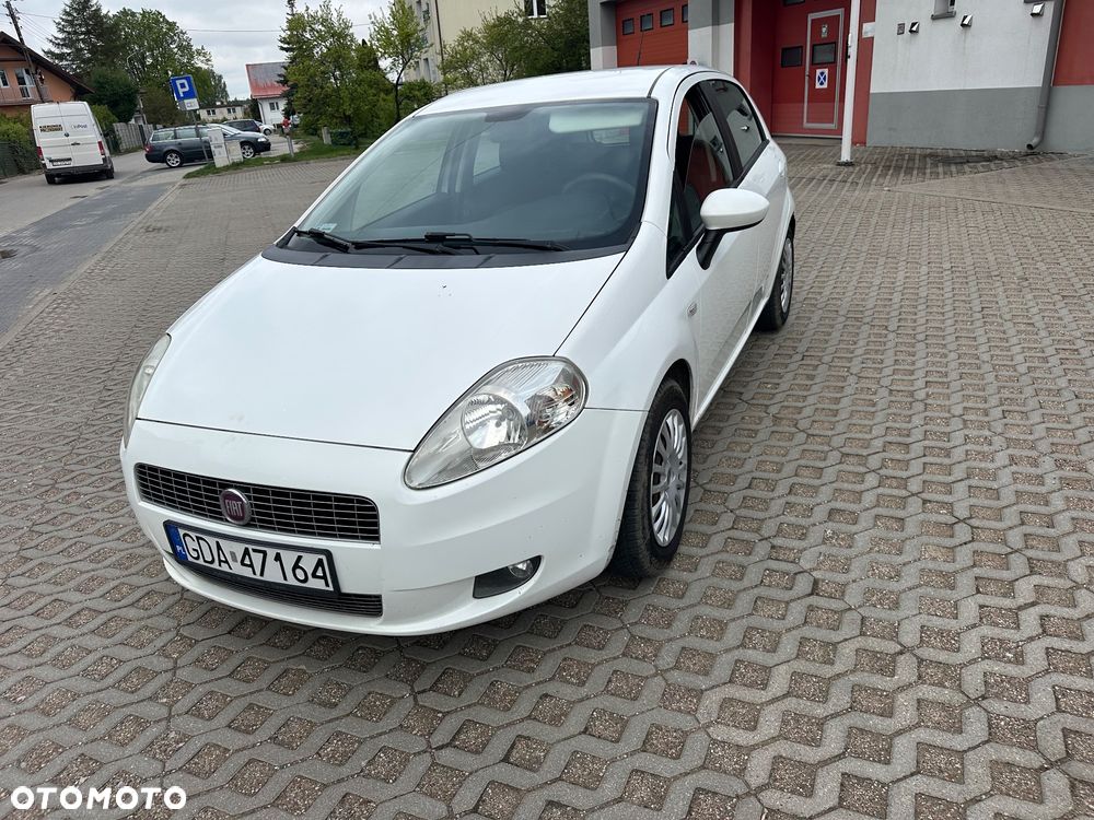 Fiat Punto 1.2 8V - 9