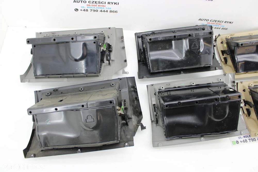 VW Bora Schowek pasażera - 9