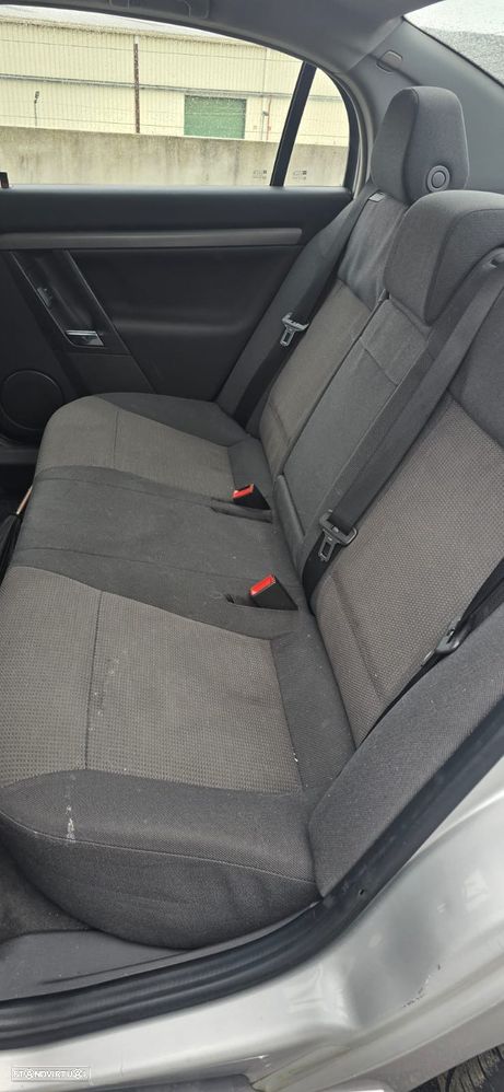 Opel Vectra 2.0 DTi Elegance - 8