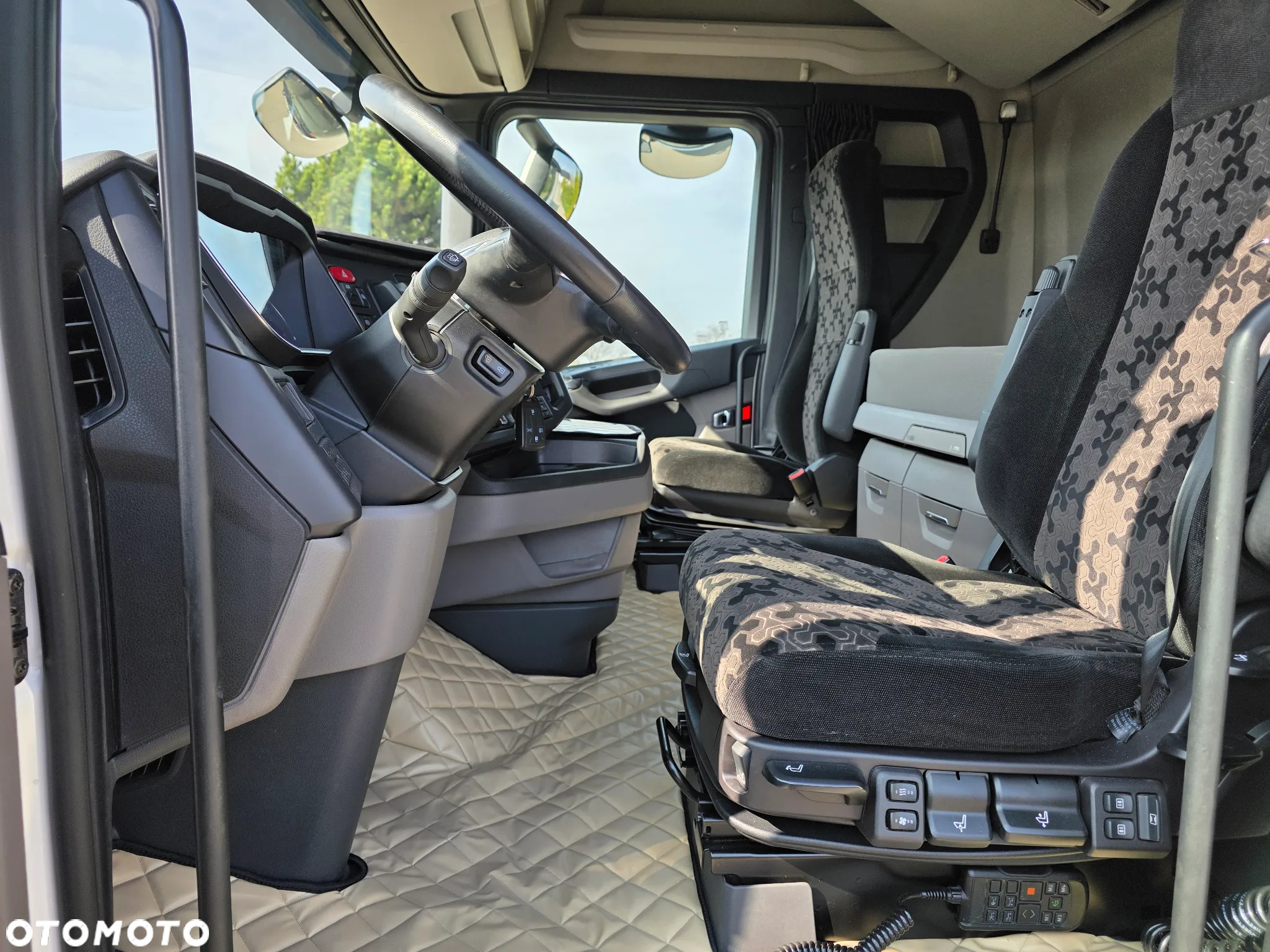 Scania Scania S 500 FULL OPCJA /LED/KLIMA/RETARDER/TYŁ 4 PODUSZKI / SUPER STAN !!! - 14