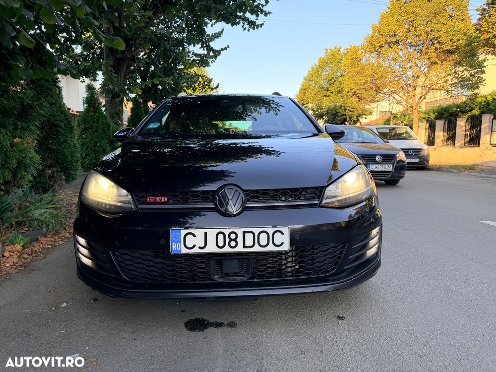 Volkswagen Golf 2.0 TDI DPF BMT DSG GTD - 2