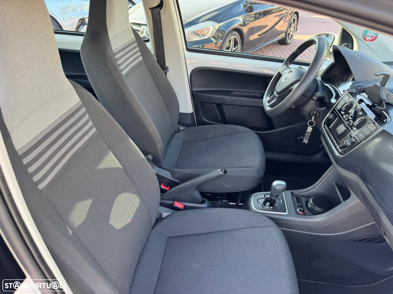VW Up! - 17