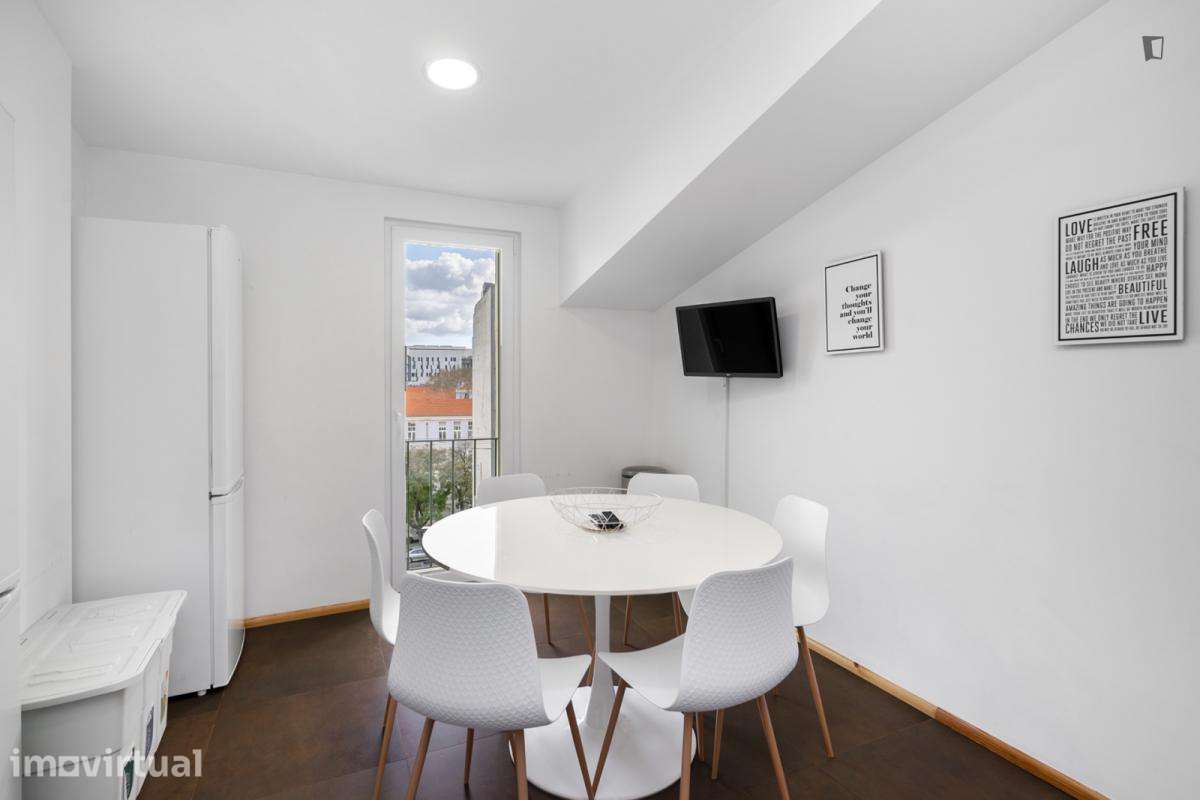 Quarto - localizado em Saldanha Lisbon - Grande imagem: 5/6