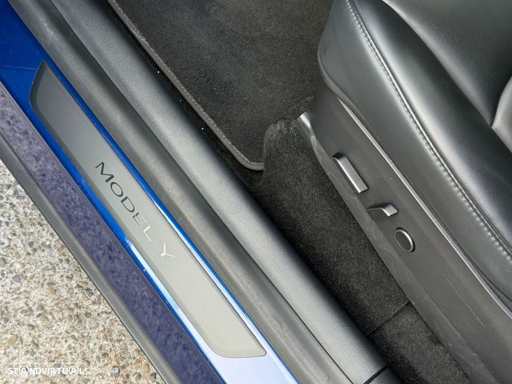 Tesla Model Y Long Range Tração Integral - 35