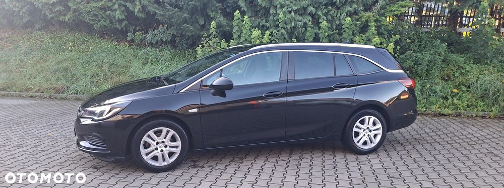 Opel Astra 2018 photo 4